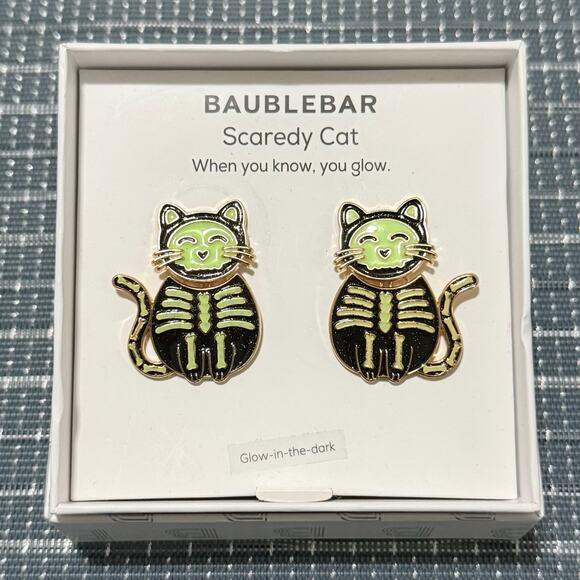 NEW | BAUBLEBAR | Glow-In-The-Dark Scaredy Cat Halloween Earrings - Picture 1 of 1